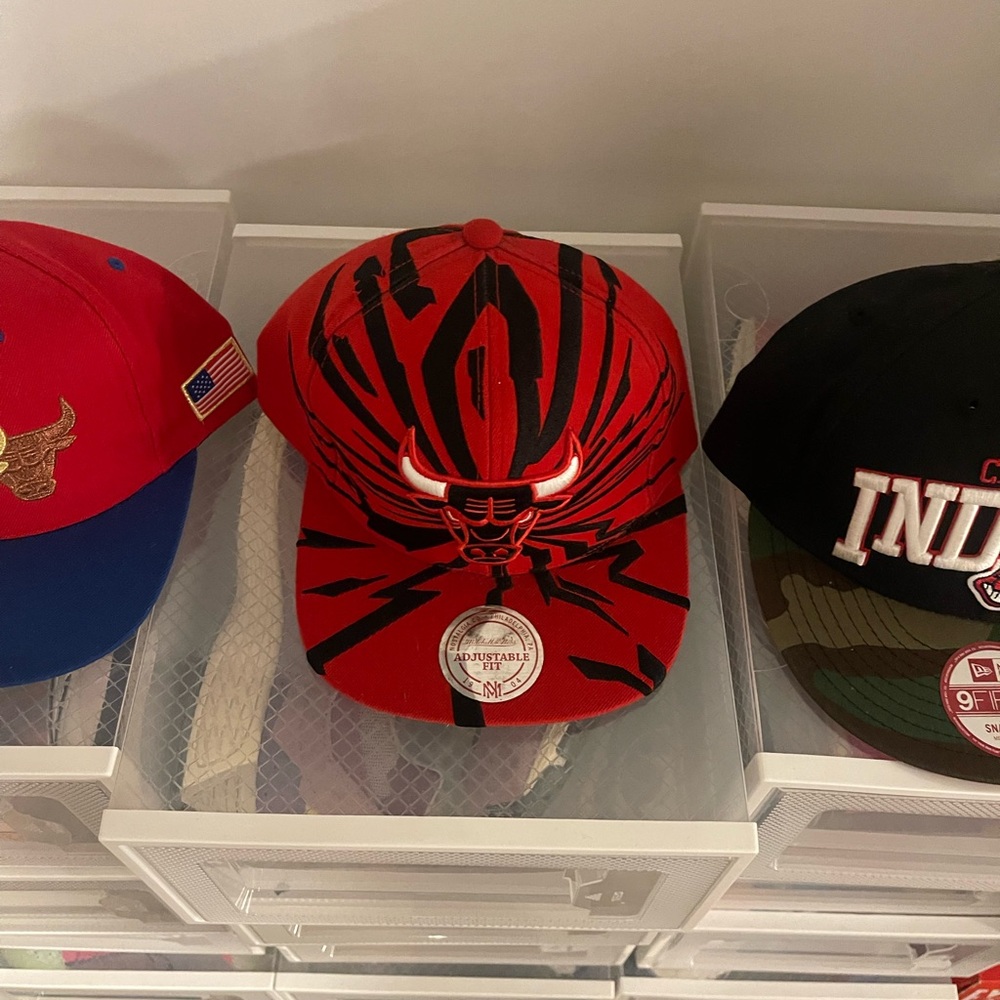 Mitchell & Ness Red and Black Bulls Hat - Picture 3 of 5